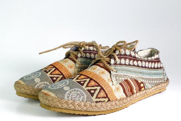 GROUNDING - Aztec Low Tops