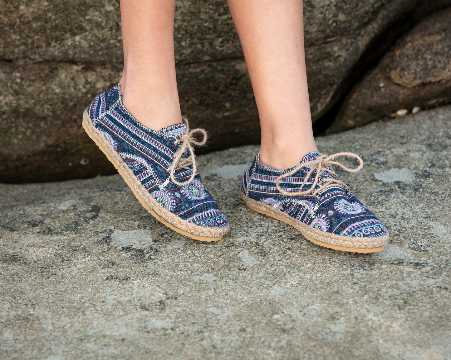 GROUNDING - Blue Dreams Low Tops